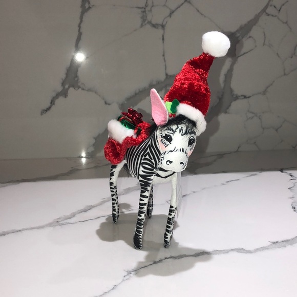Annalee Christmas Zebra 🦓🎁 - Picture 1 of 3